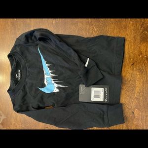 3T Nike long sleeve Tee